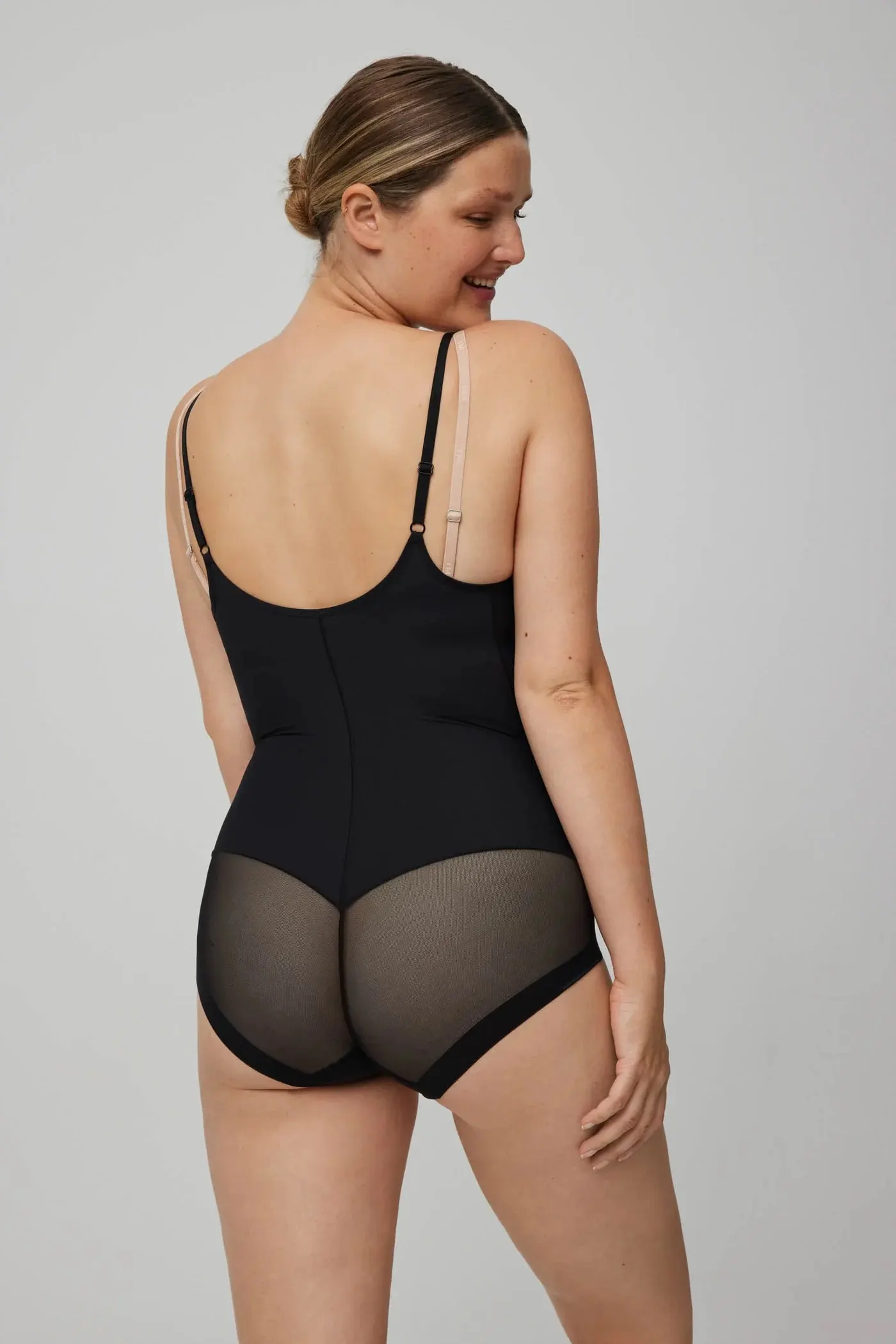 Грація корегуюча Body-up reductor negro 19621 Ysabel Mora