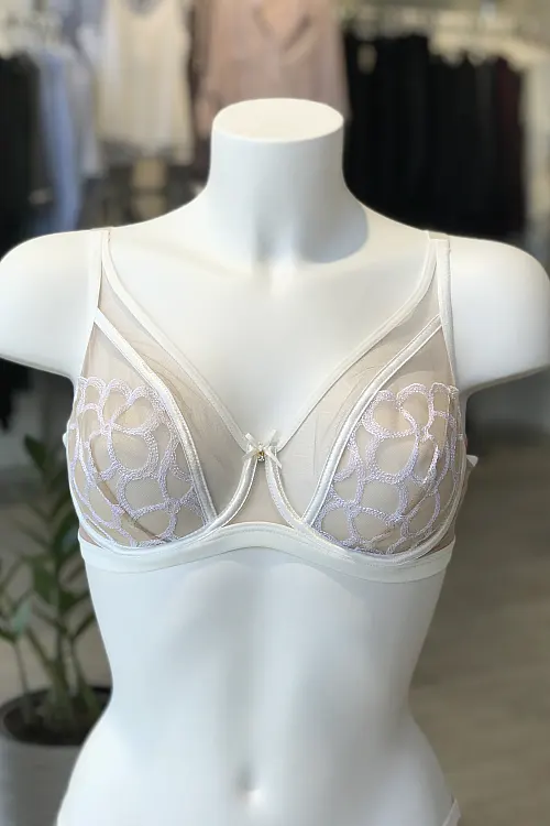 Бюстгальтер milk/skin 504567 ZeBra, Латвія